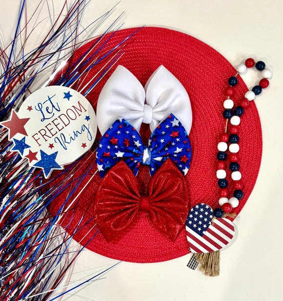 Our favorite color is freedom❤️🤍💙